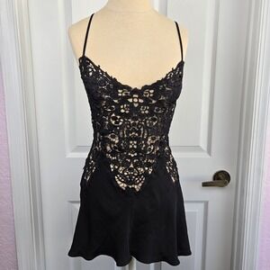 In Bloom By Jonquil Sheer Black Lace Nightgown Slip  Dress Size M Lingerie